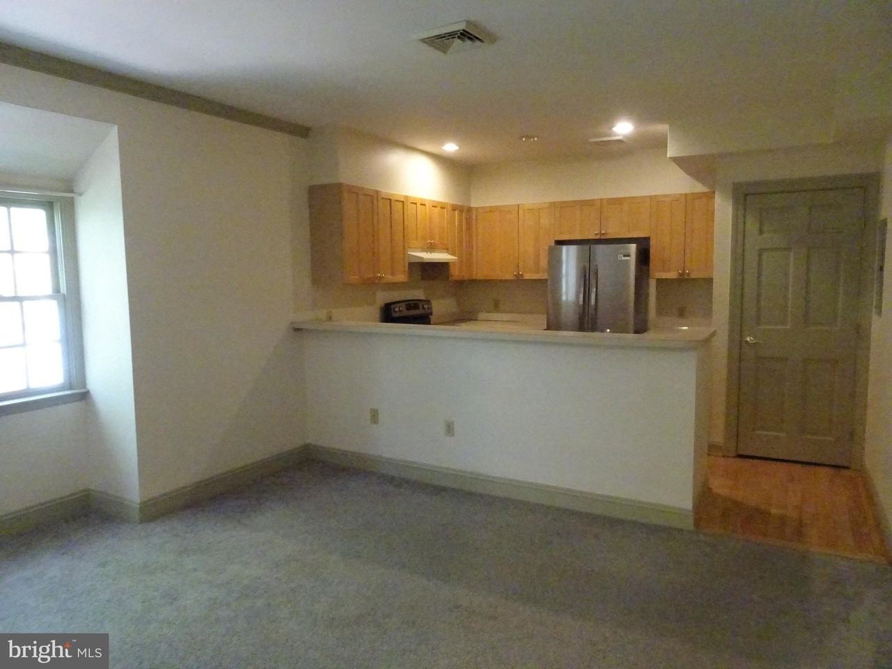 222 Delaware St #2 - Photo 3 of 17