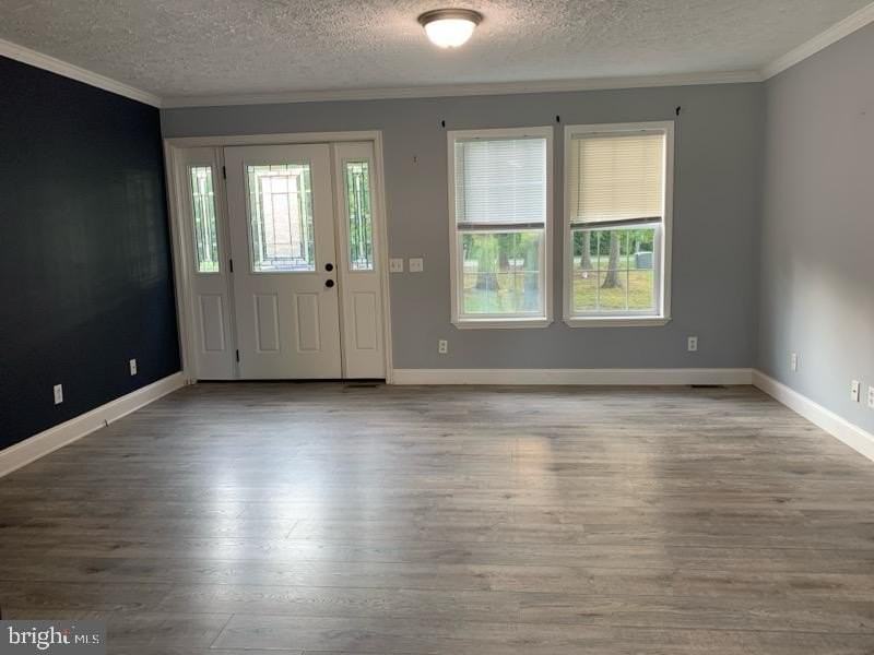 30300 Irons Ln - Photo 3 of 16