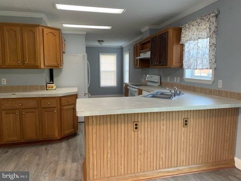 30300 Irons Ln - Photo 5 of 16
