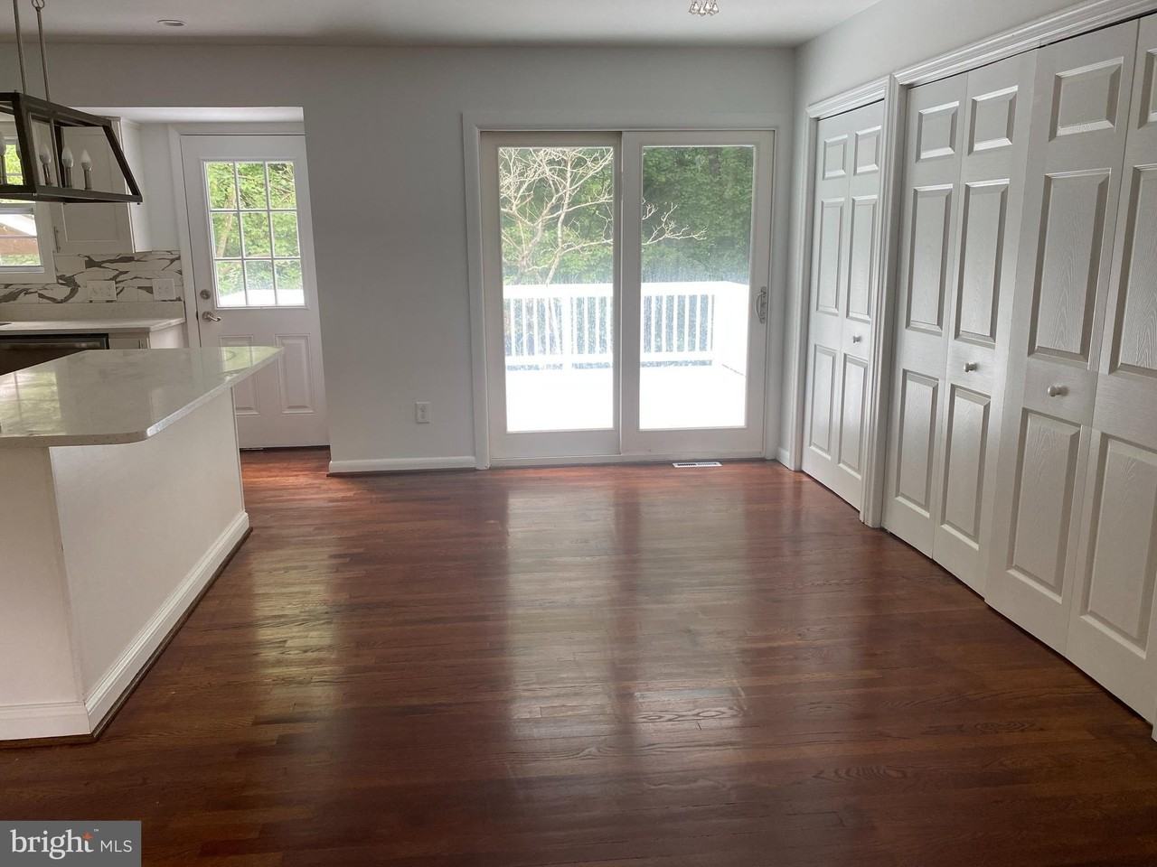 3615 Laguna Ct - Photo 5 of 15