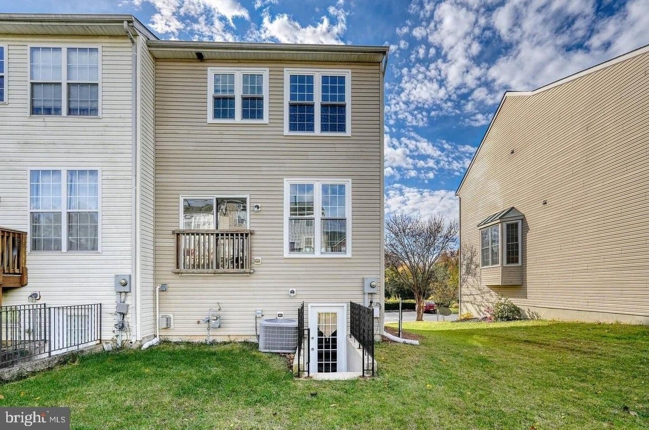 3506 Connor Pl - Photo 4 of 15