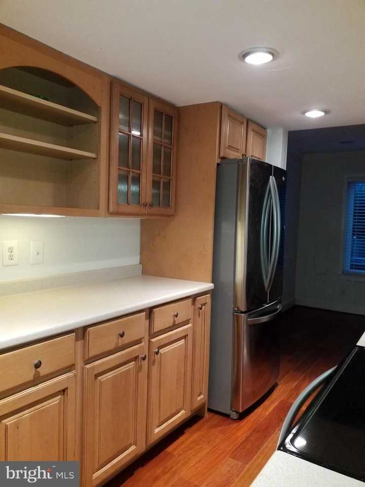 9516 Tippett Ln - Photo 6 of 11
