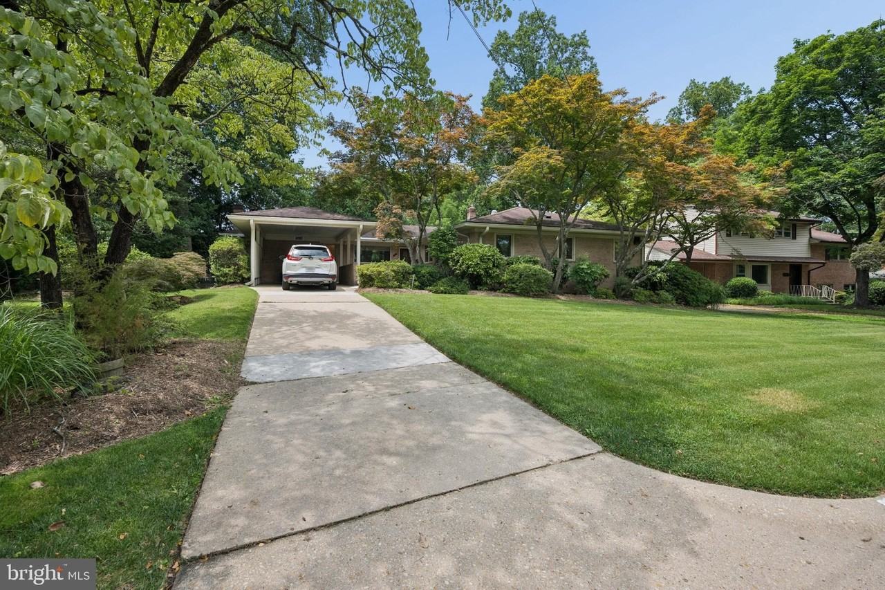 7016 Hopewood St - Photo 4 of 50