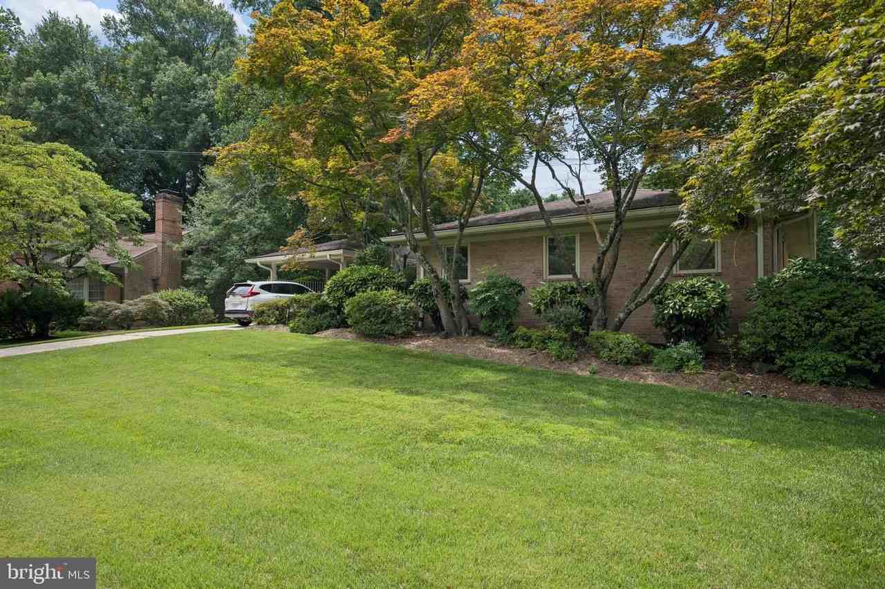 7016 Hopewood St - Photo 5 of 50