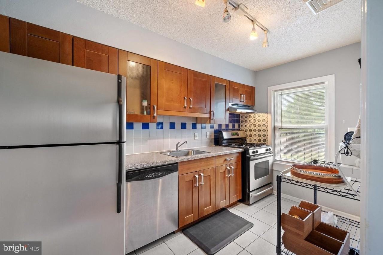 102 Cherry Parke Unit D - Photo 4 of 13