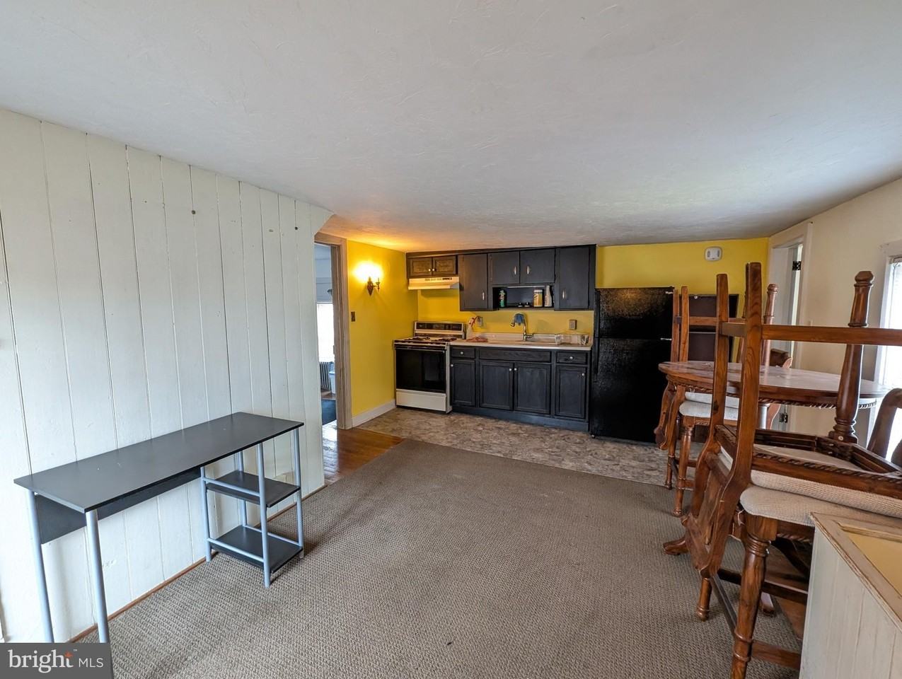 115 Chambersburg St - Photo 4 of 10