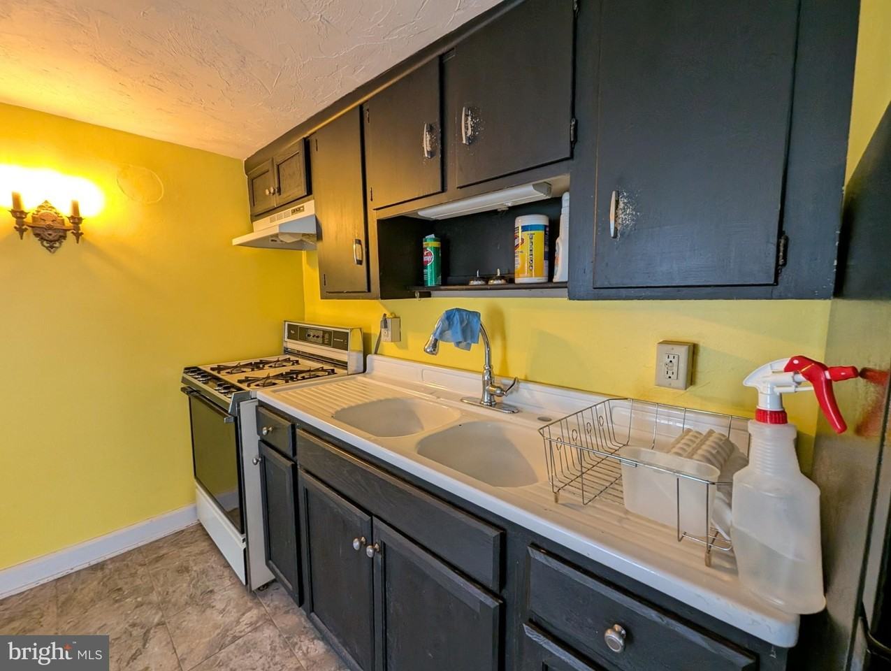 115 Chambersburg St - Photo 6 of 10