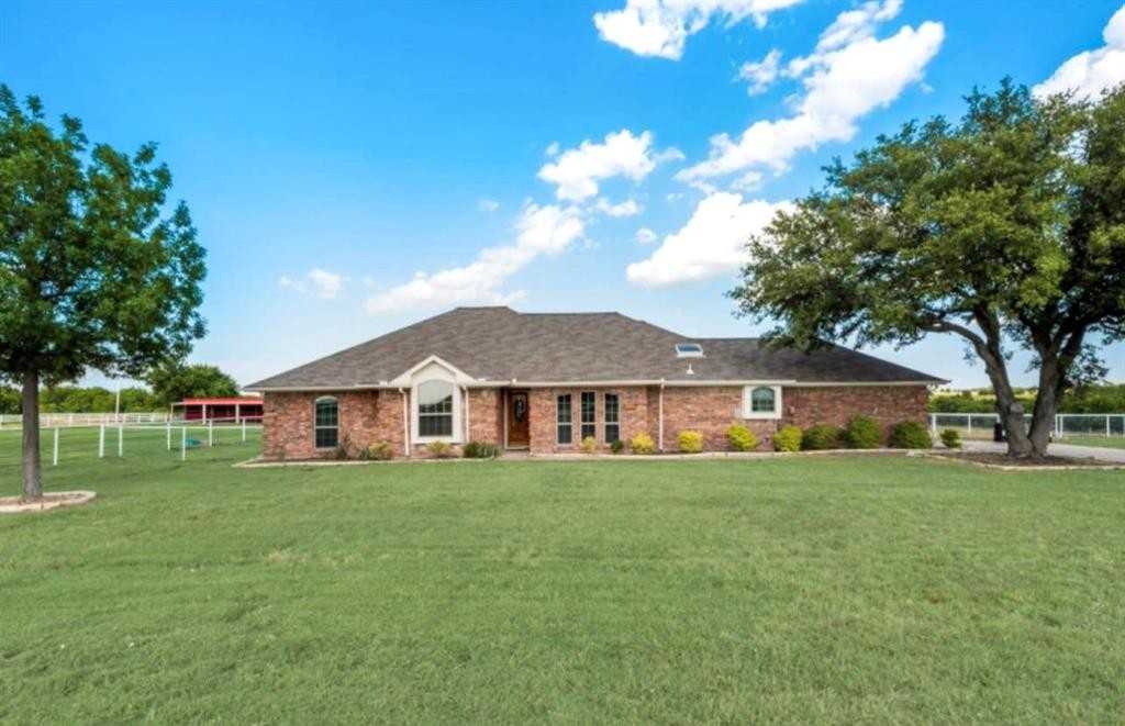 8110 Rawhide Rd - Photo 2 of 11