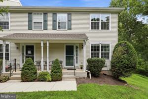 featured image of 2009 Creekside Ct #28