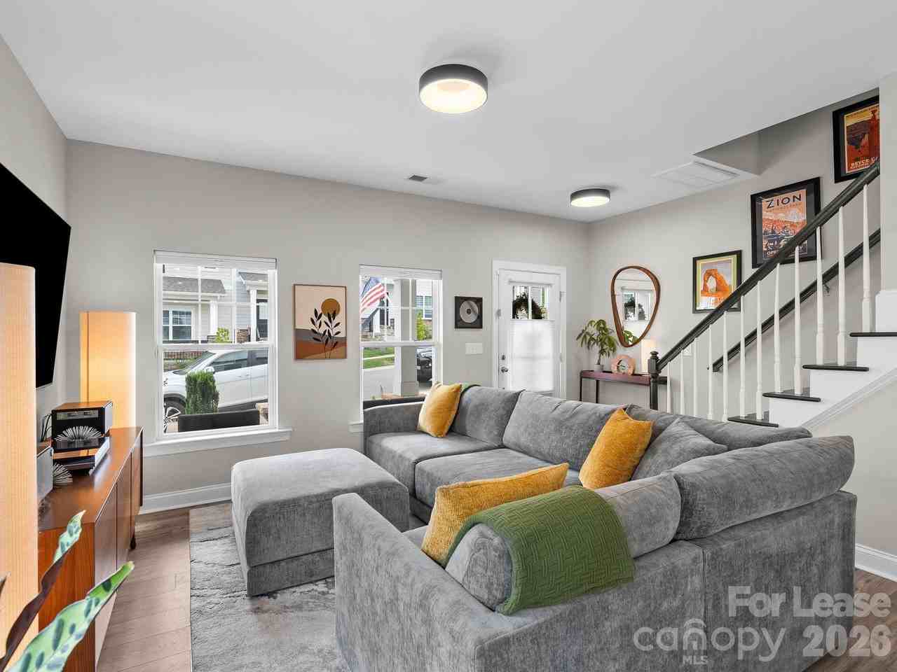 58 Walnut Springs Dr - Photo 3 of 41