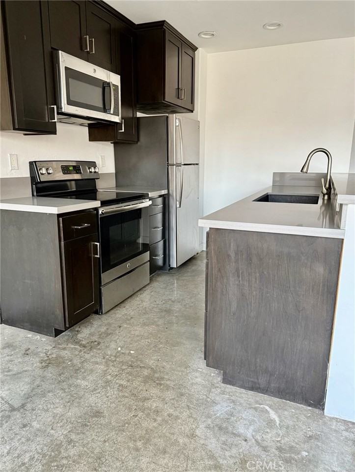 100 Atlantic Ave Apt 600 - Photo 5 of 23