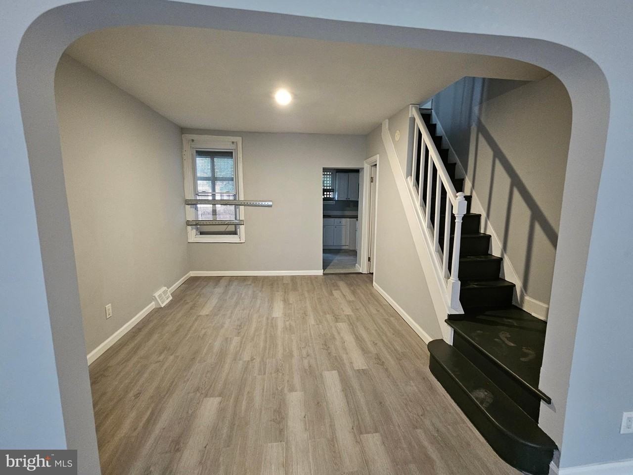 1847 E Lippincott St - Photo 3 of 23