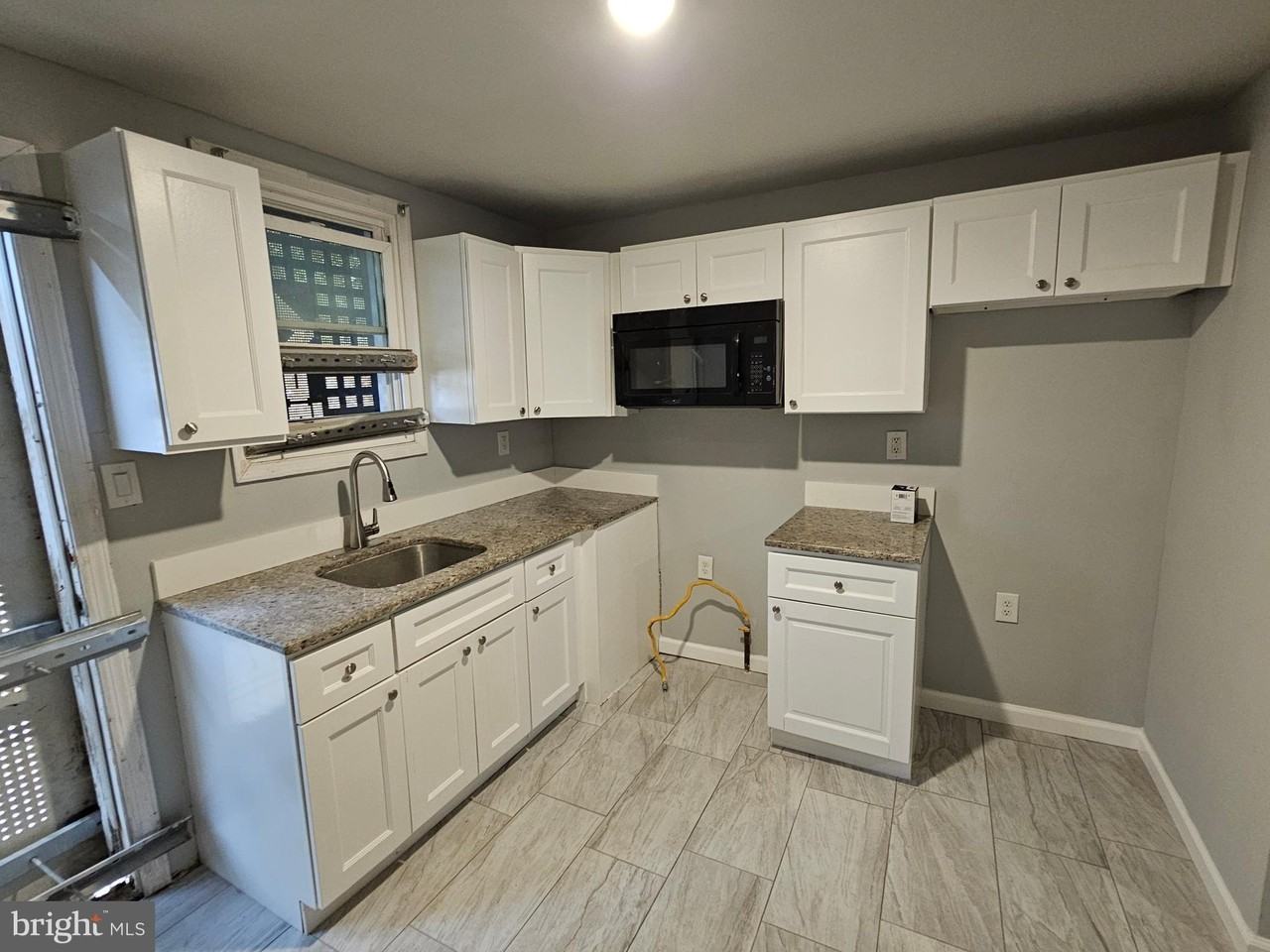 1847 E Lippincott St - Photo 5 of 23