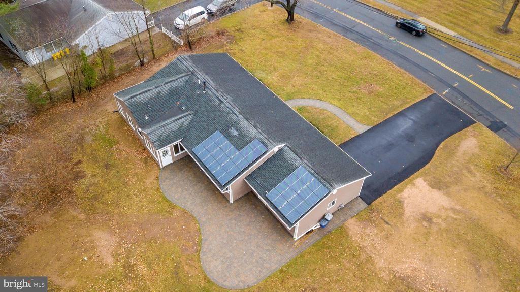 127 Kendall Rd - Photo 3 of 48