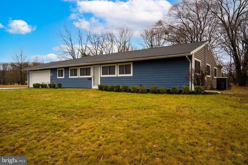 127 Kendall Rd - Photo 6 of 48