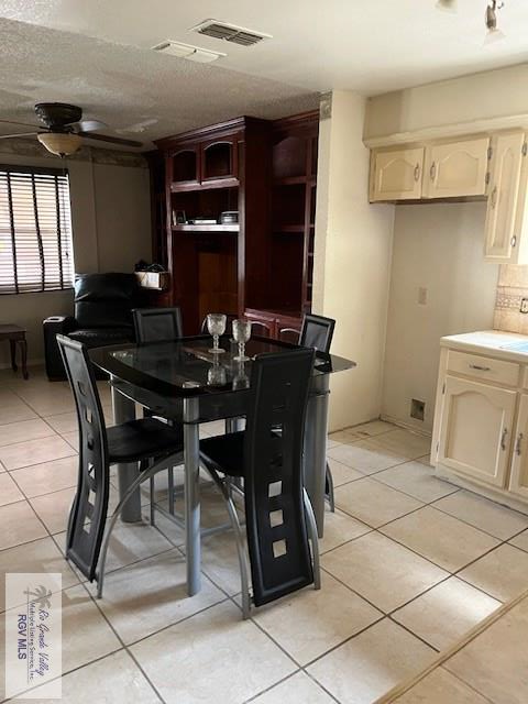 2133 Toluca Dr - Photo 4 of 16