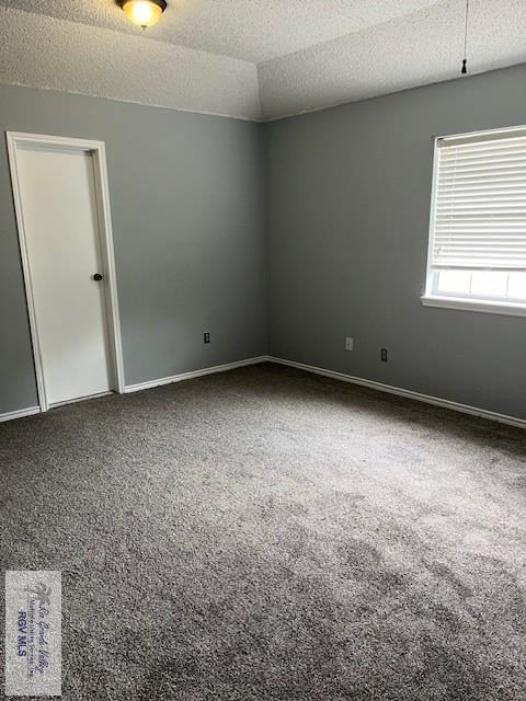 2133 Toluca Dr - Photo 7 of 16
