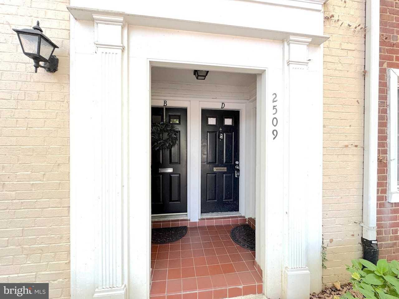 2509 S Walter Reed Dr Unit D #D - Photo 2 of 18