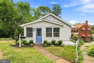 1801 S Glebe Rd - Photo 1 of 1