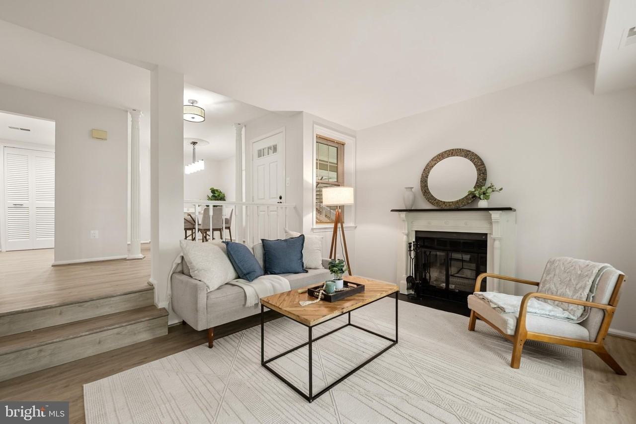 2811 S Woodrow St #B - Photo 5 of 26