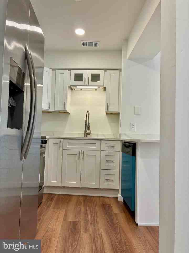 5772 Rexford Ct Unit G - Photo 5 of 31