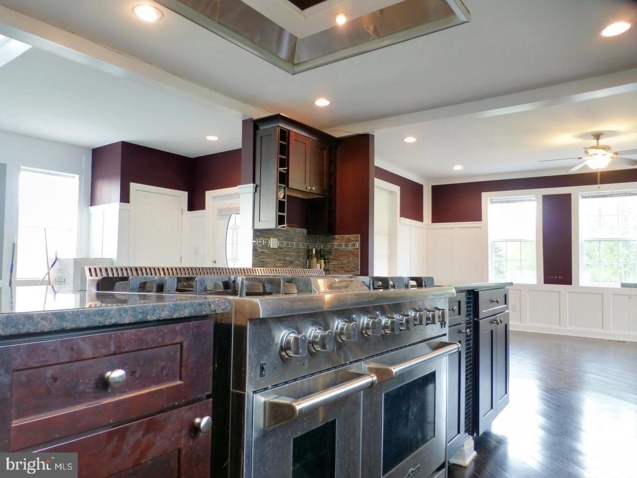 2621 Stenhouse Pl - Photo 3 of 40