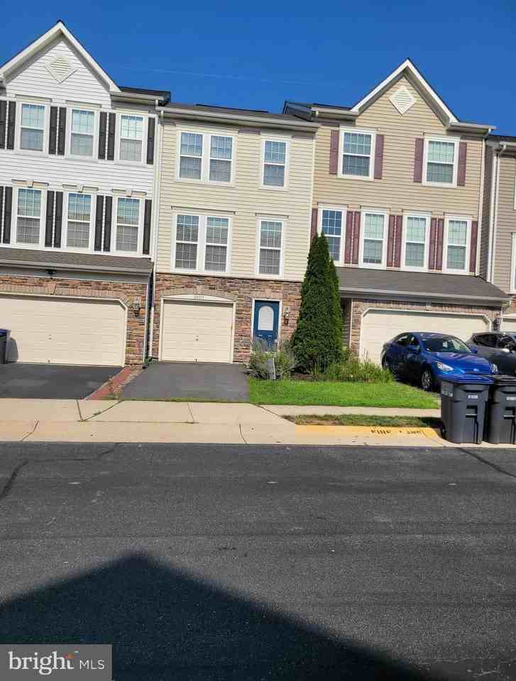 25117 Sweet Myrtle Sq - Photo 2 of 50