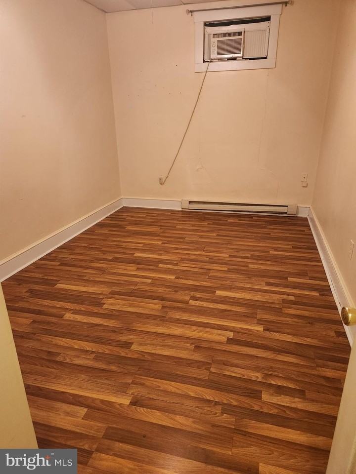 108 Fort Ave #9 - Photo 5 of 6