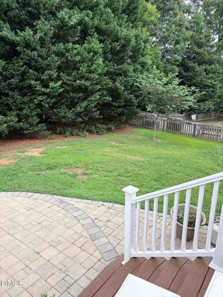 1706 Autumn Ridge Dr - Photo 5 of 34