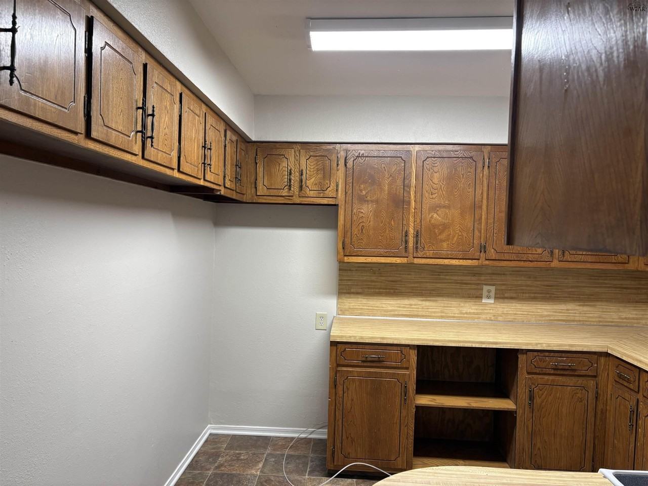3902 Parker Blvd - Photo 7 of 18