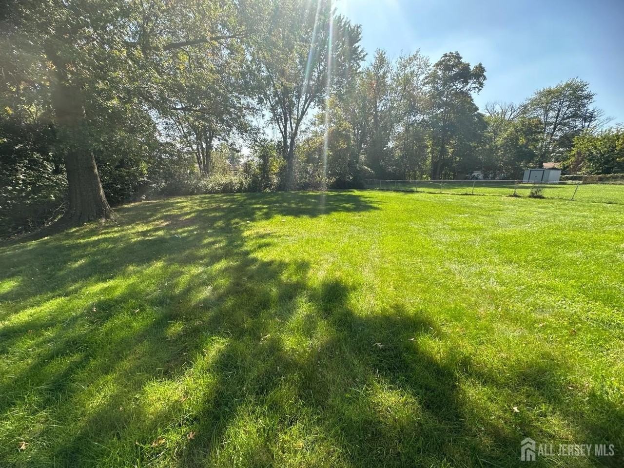 9 Holly Rd - Photo 3 of 29