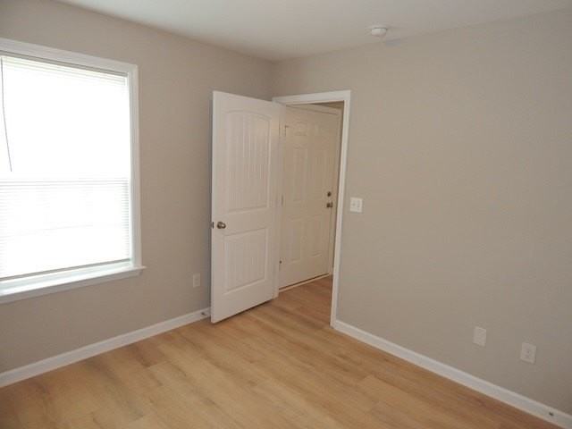 415 Laurel Grove Ct - Photo 6 of 19