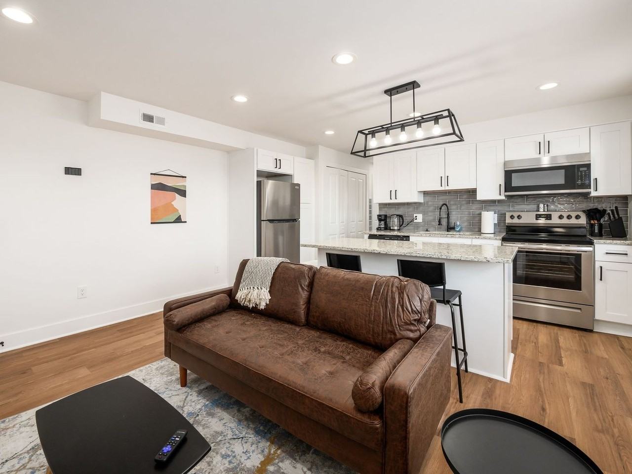 1656 E Livingston Ave #5 - Photo 3 of 16