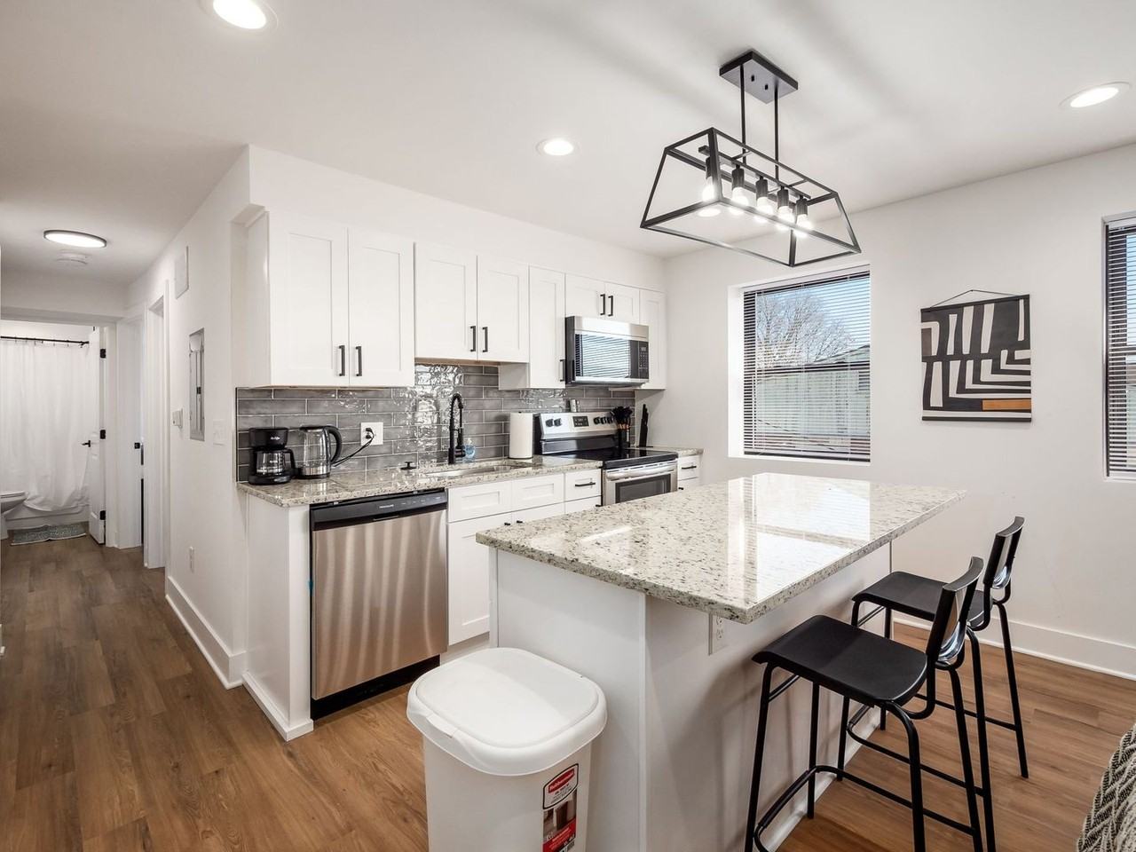 1656 E Livingston Ave #5 - Photo 4 of 16