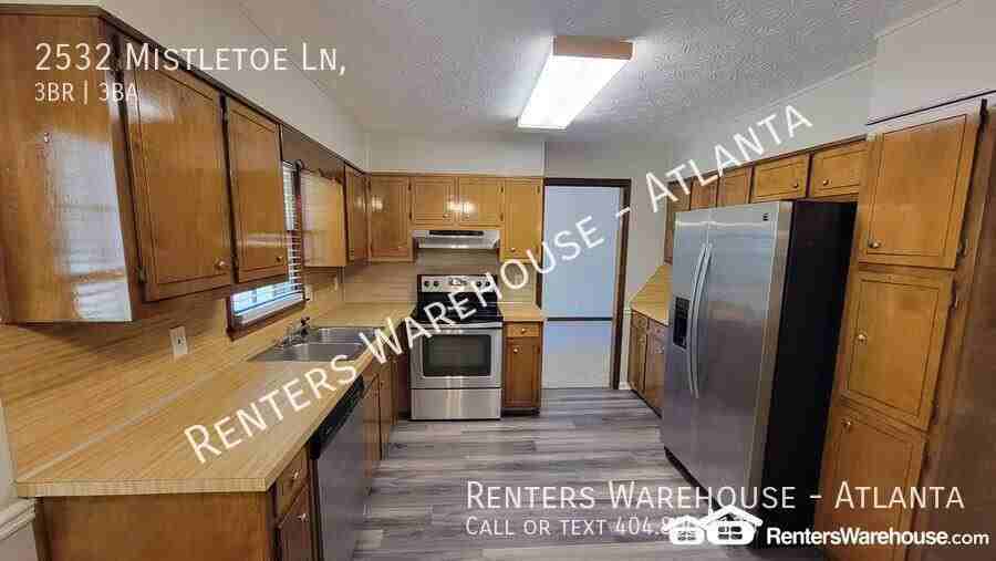 2532 Mistletoe Ln - Photo 6 of 30