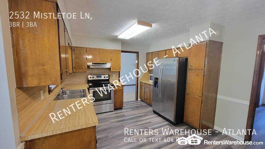 2532 Mistletoe Ln - Photo 7 of 30