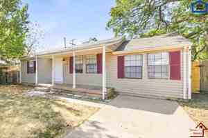 featured image of 2112 Nw Bessie Ave