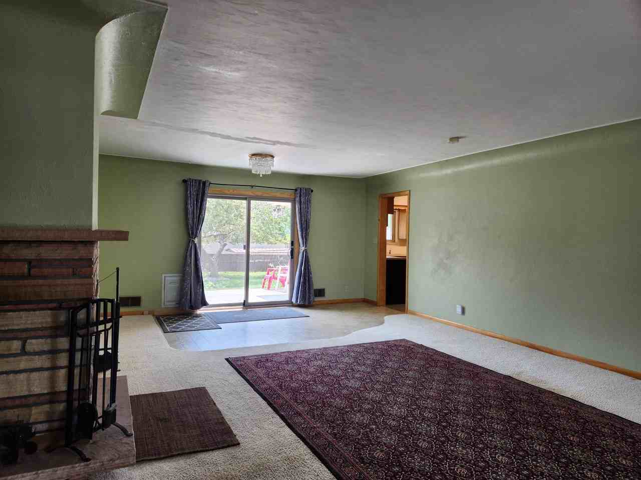 1326 Fremont Ct #1 - Photo 3 of 42