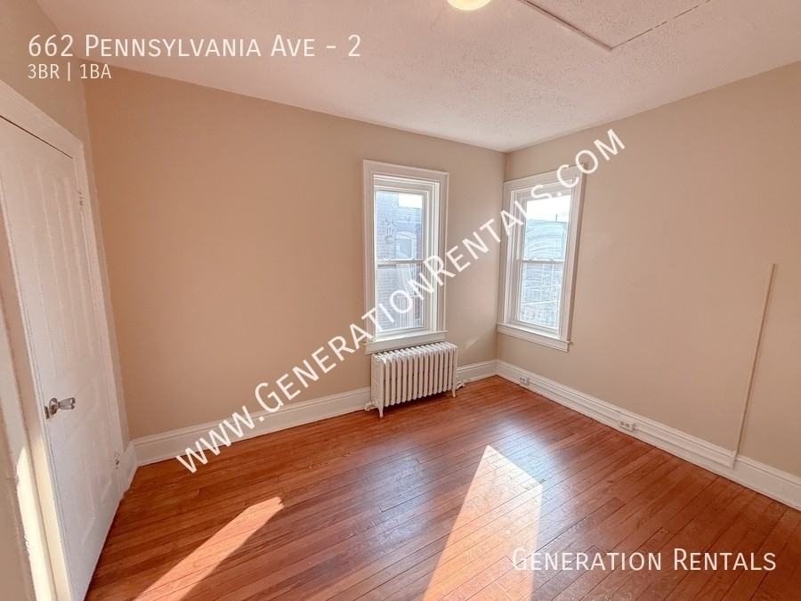 662 Pennsylvania Ave #2 - Photo 7 of 11