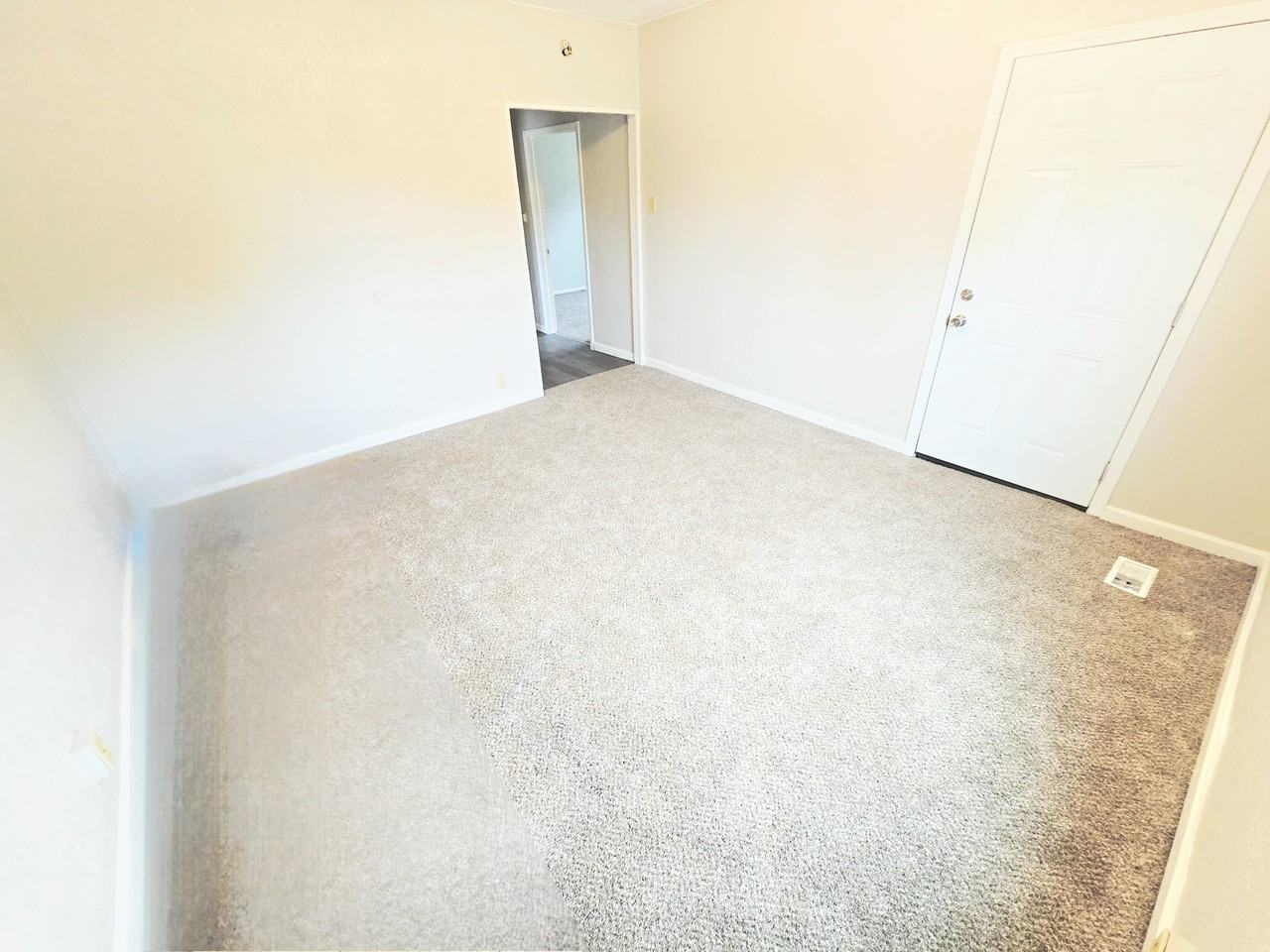 233 E 12th St 11st Fl #1 - Photo 4 of 13