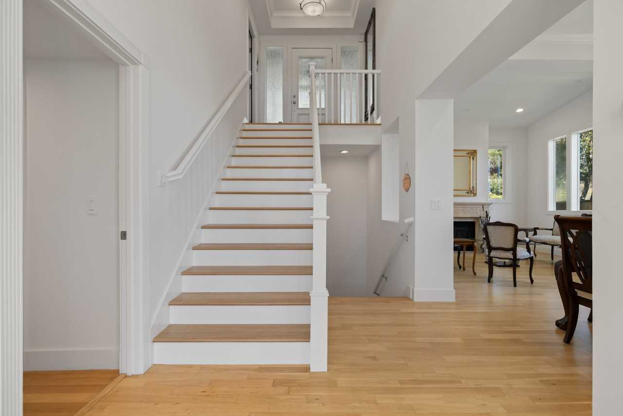 43 Baywood Terrace - Photo 4 of 39