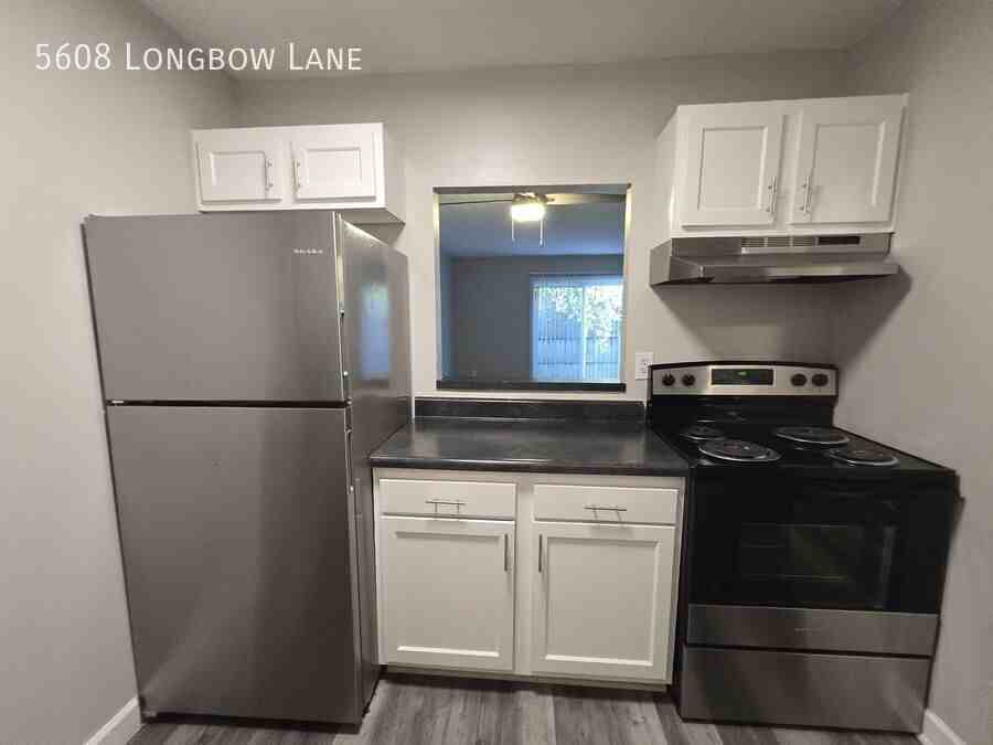 5608 Longbow Ln - Photo 5 of 16