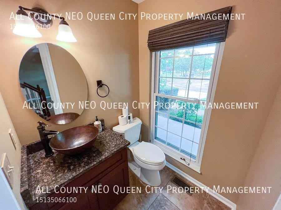 5357 Prescott Ct - Photo 4 of 35