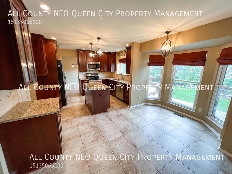5357 Prescott Ct - Photo 7 of 35