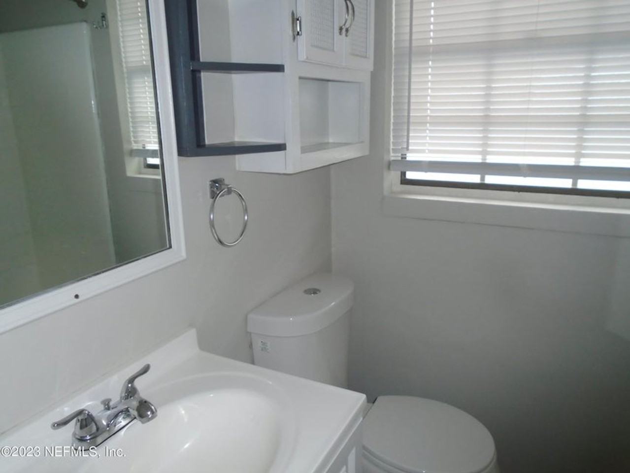 1404 Morgana Rd - Photo 5 of 6