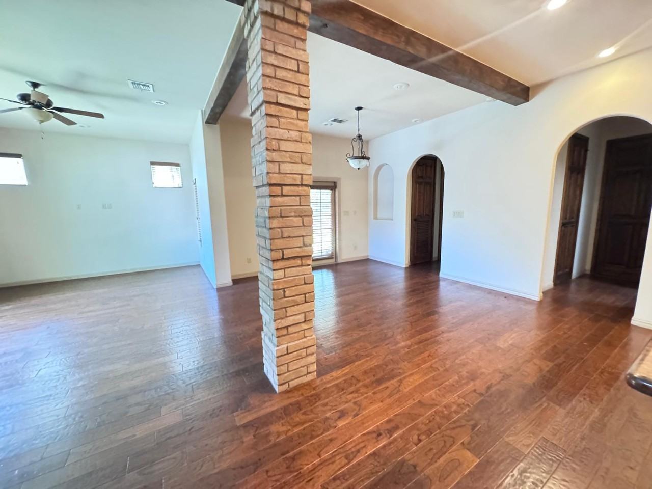 421 Cottonwood Ave #1 - Photo 5 of 31