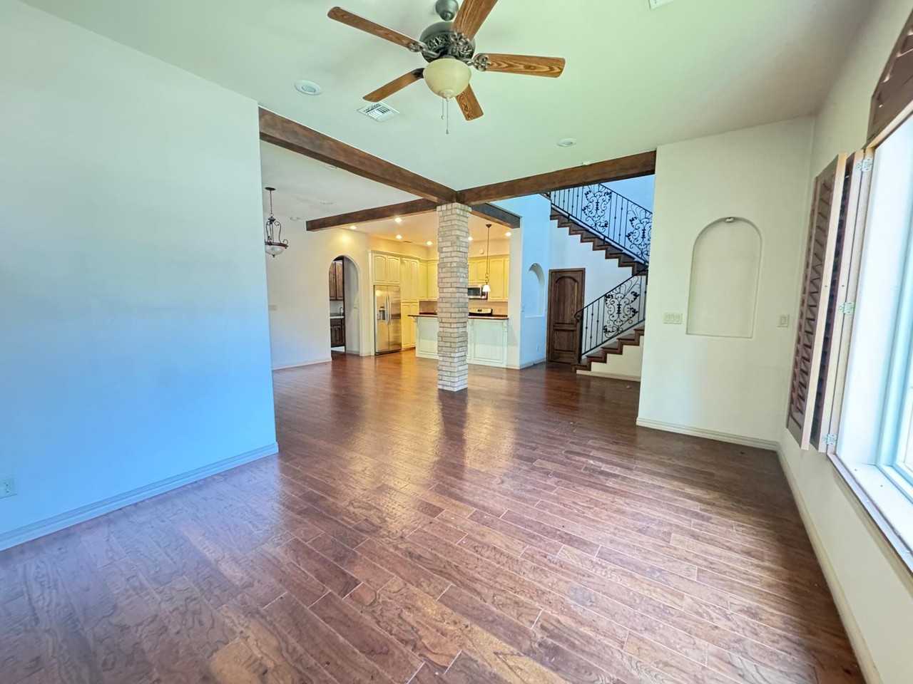421 Cottonwood Ave #1 - Photo 6 of 31