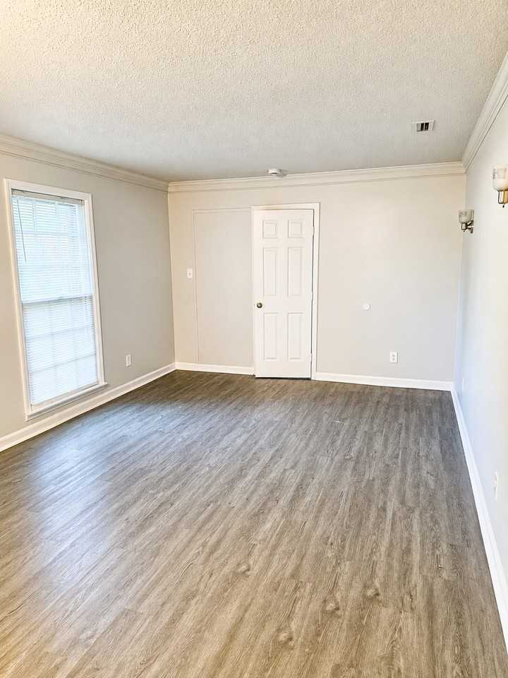 1820 Cumberland Ave Sw #1 - Photo 2 of 9