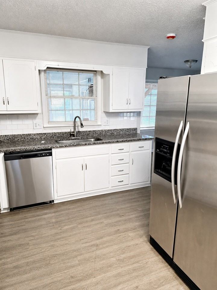 1820 Cumberland Ave Sw #1 - Photo 5 of 9