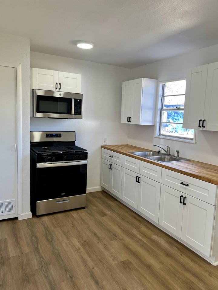 125 Murdock St #1 - Photo 2 of 17